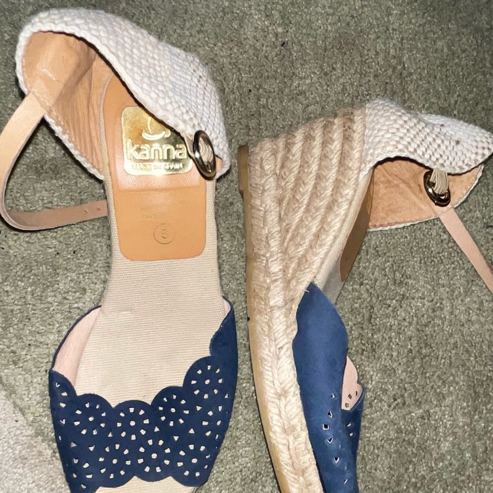 Sandals - Picture 2 of 2